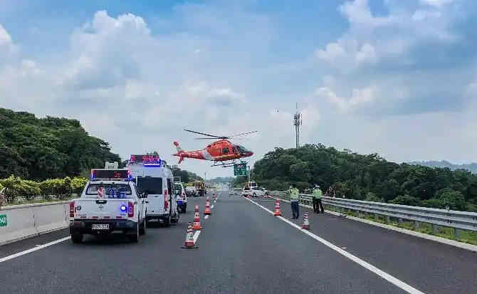 芦山高速公路汽车救援案例